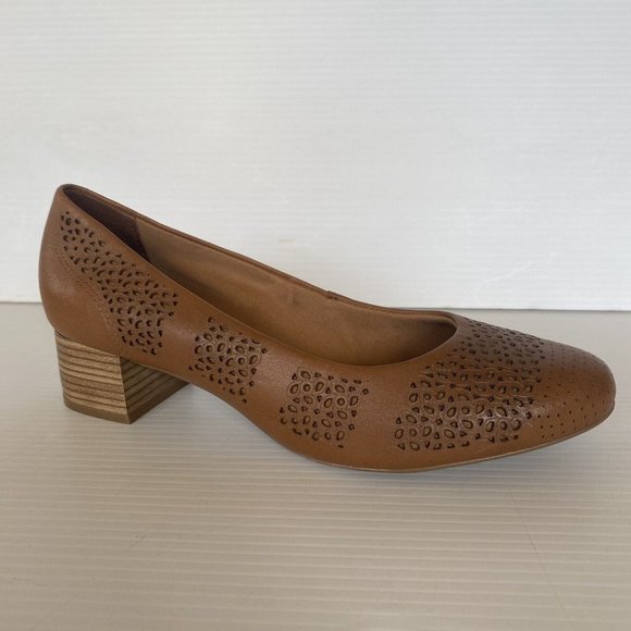 Airflex Women's Size 9 Tan Brown Leather Laser Cut Block Heel Pump Comfort Shoe - Picture 7 of 13
